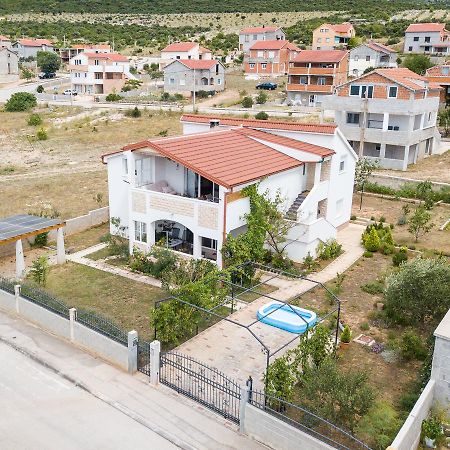 Apartment Larisa Gornji Karin Dış mekan fotoğraf