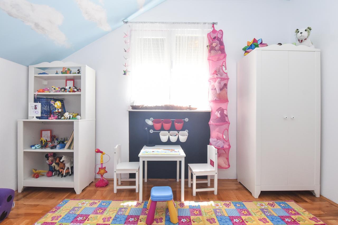 Apartment Larisa Gornji Karin Dış mekan fotoğraf
